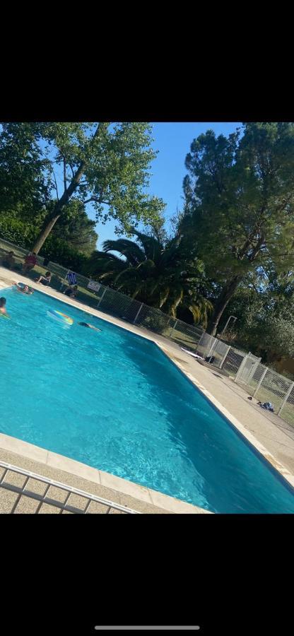 Appartement Village 7 En Residence De Vacances En Camargue Арль Экстерьер фото